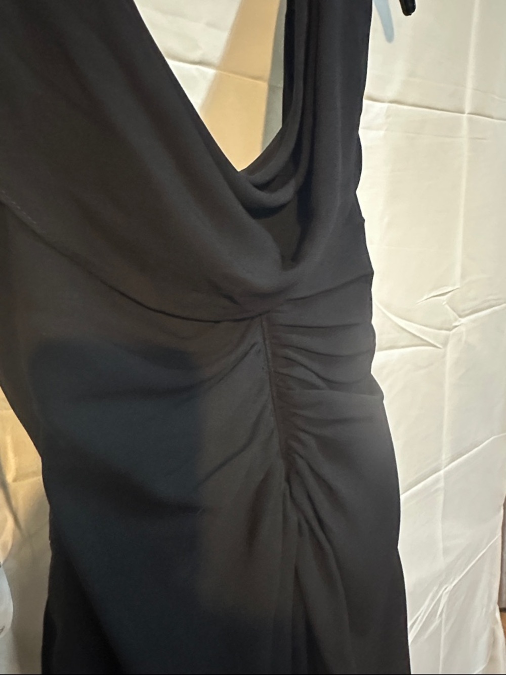 David’s Bridal Black Sleeveless V-Neck Gown with Decorative Brooch - Picture 5 of 5